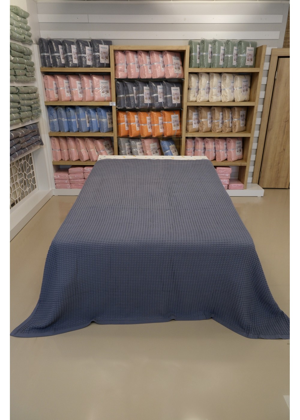 ETEHOMETEX HAVUZLU PİKE ÇİFT KİŞİLİK 220X240CM KOYU GRİ 8696474231871